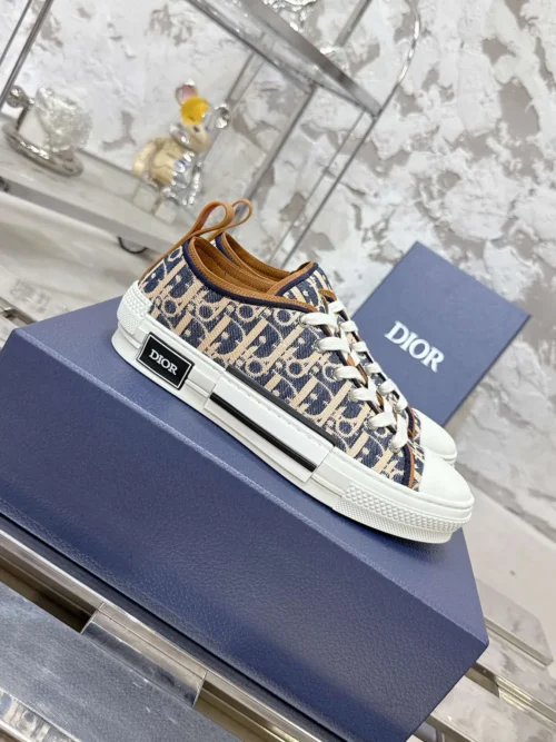 Dior Beige Sneakers Style 0295