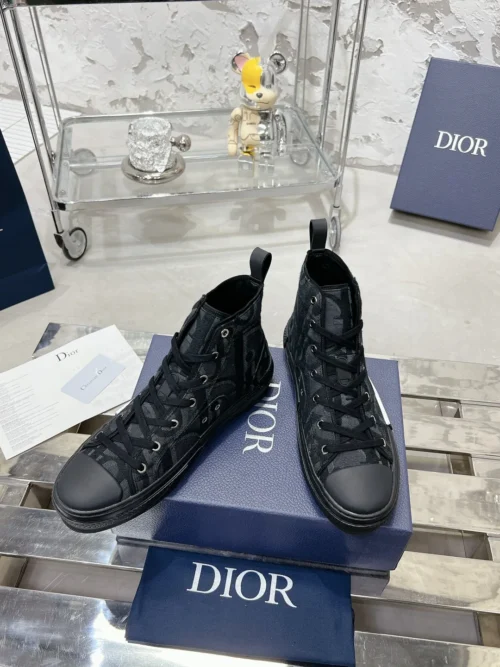 Dior Beige Sneakers Style 0305