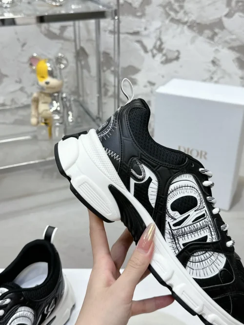 Dior Chrono Chunky Sneakers Style 0324