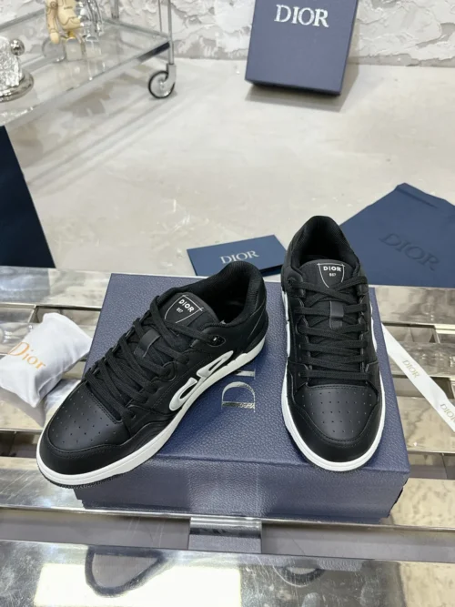 Dior Sneakers Style 0374