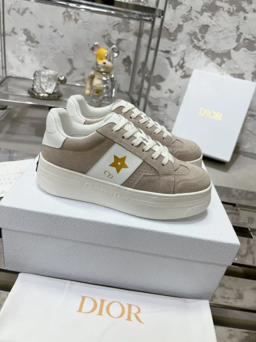 Dior Sneakers Style 0401