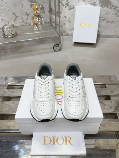 Dior Sneakers Style 0411