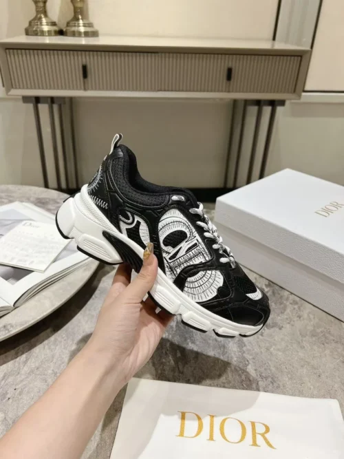 Dior Chrono Chunky Sneakers Style 0489