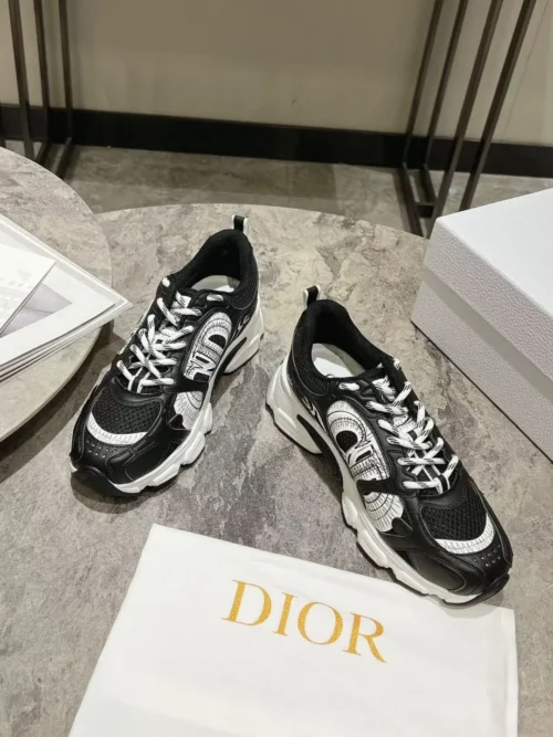 Dior Chrono Chunky Sneakers Style 0489
