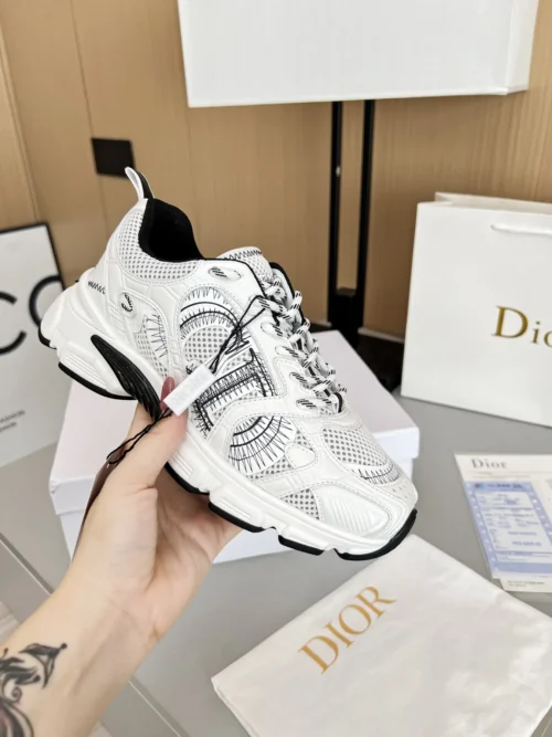 Dior Chrono Chunky Sneakers Style 0493