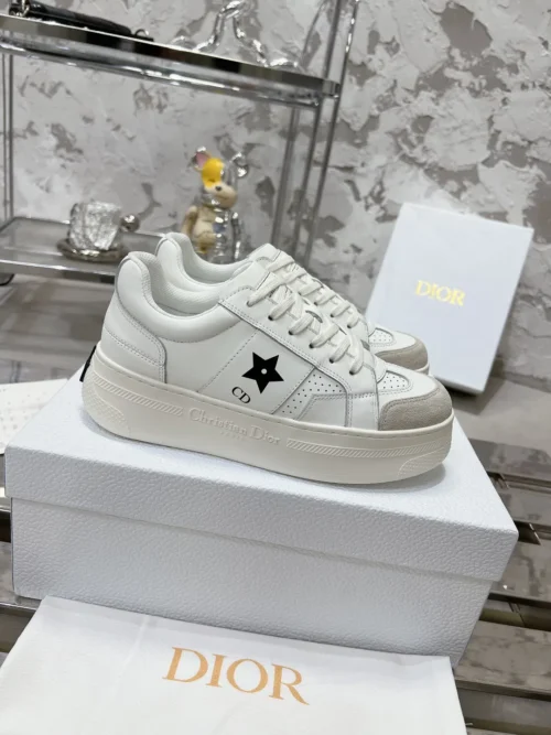 Dior Sneakers Style 0517