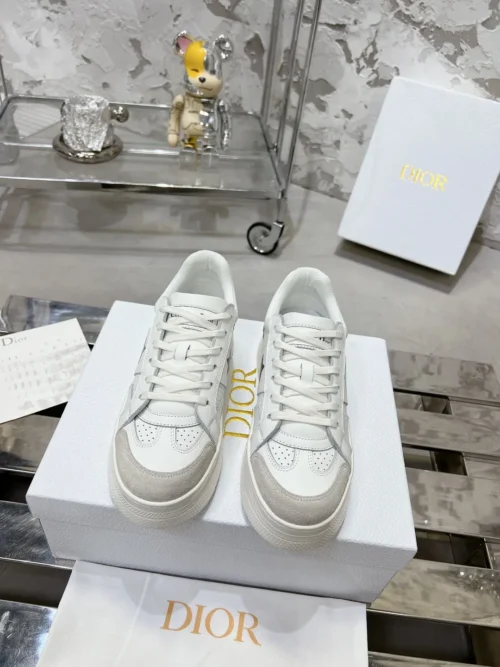 Dior Sneakers Style 0517