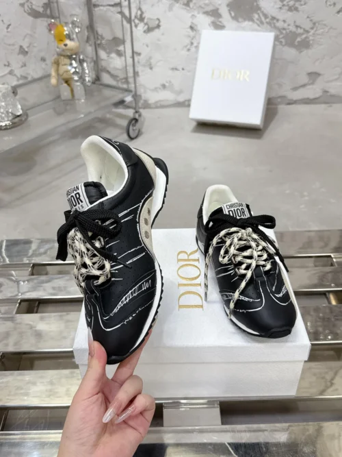 Dior Sneakers Style 0521