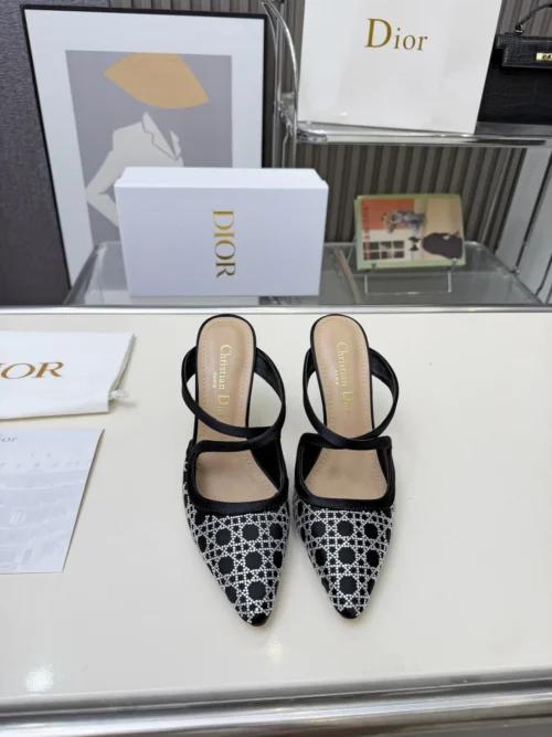Dior Lambskin Pumps Style 0579