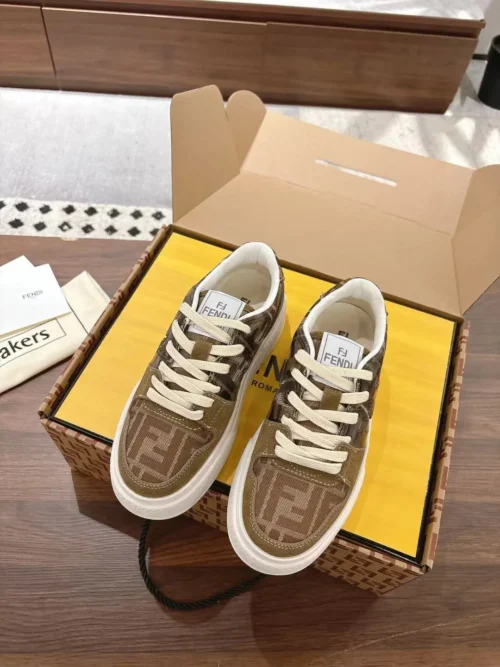 Fendi Fendi Match Leather Sneakers
