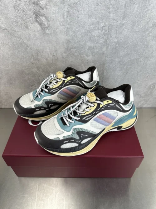 Gucci Sneakers Style 0012