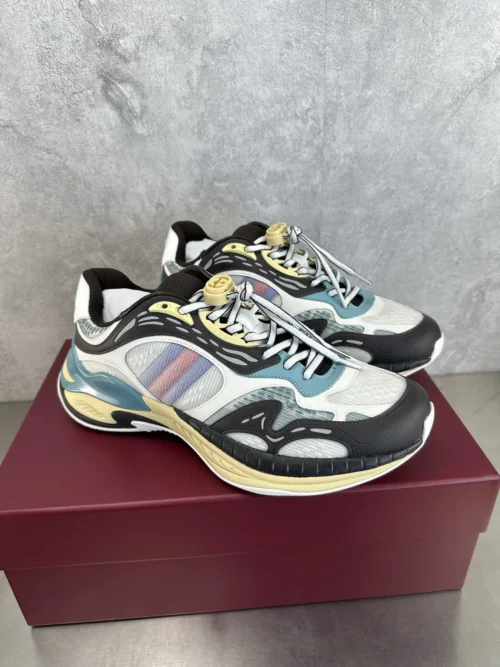 Gucci Sneakers Style 0012