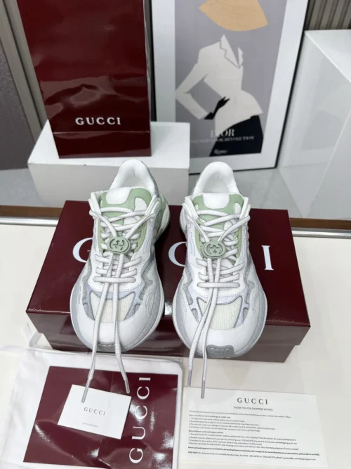 Gucci Sneakers Style 0016
