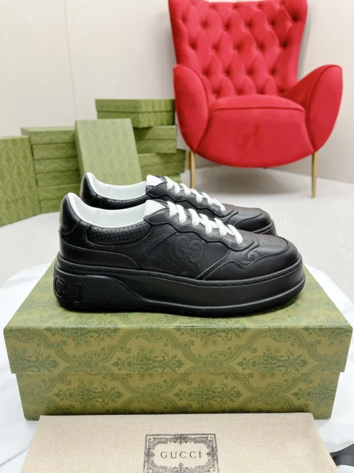 Gucci Chunky Sneakers Style 0019