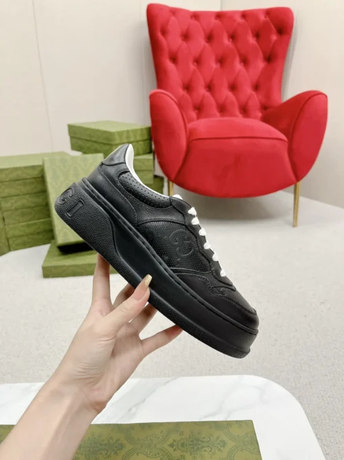 Gucci Chunky Sneakers Style 0019