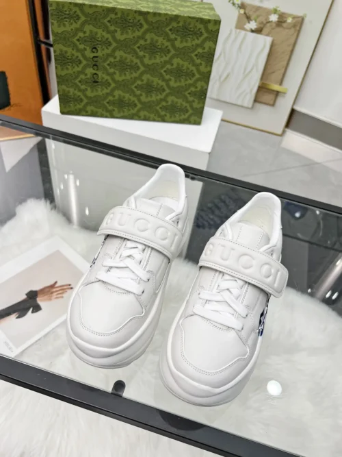Gucci Off White Leather Sneakers