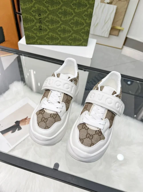 Gucci Off White Sneakers Style 0025