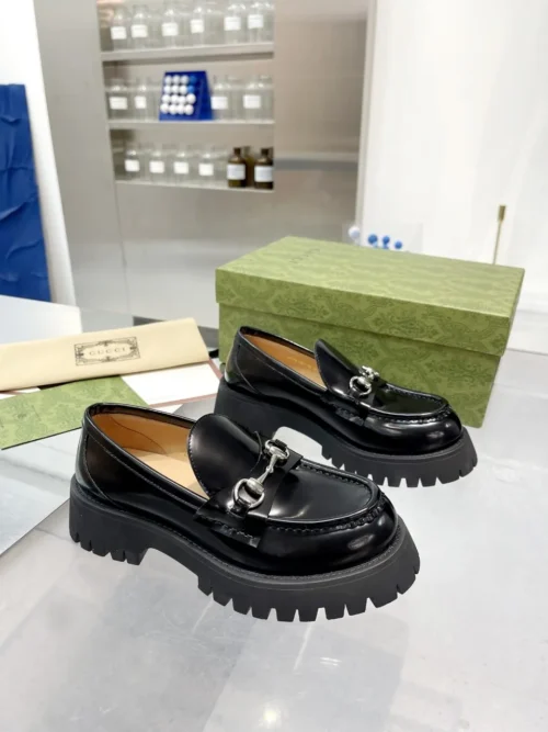 Gucci Sneakers Style 0027