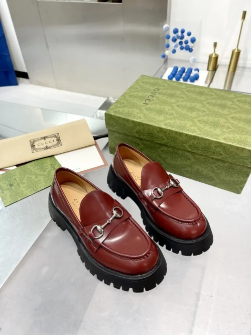 Gucci Sneakers Style 0028