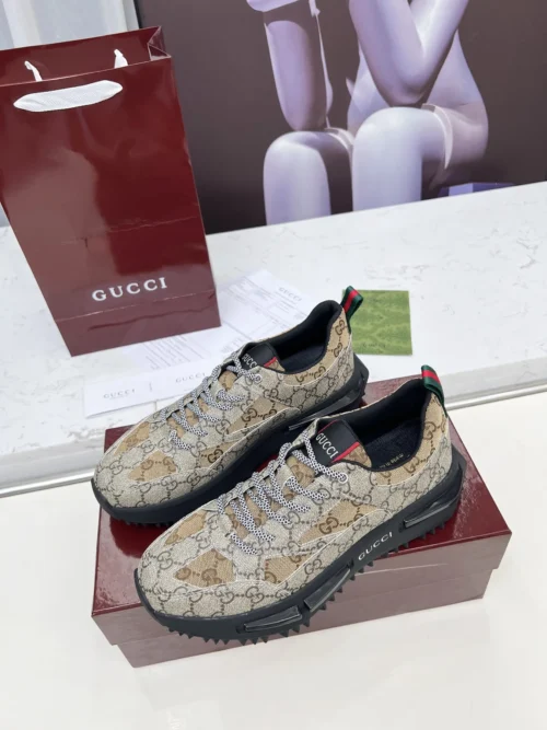 Gucci Sneakers Style 0036