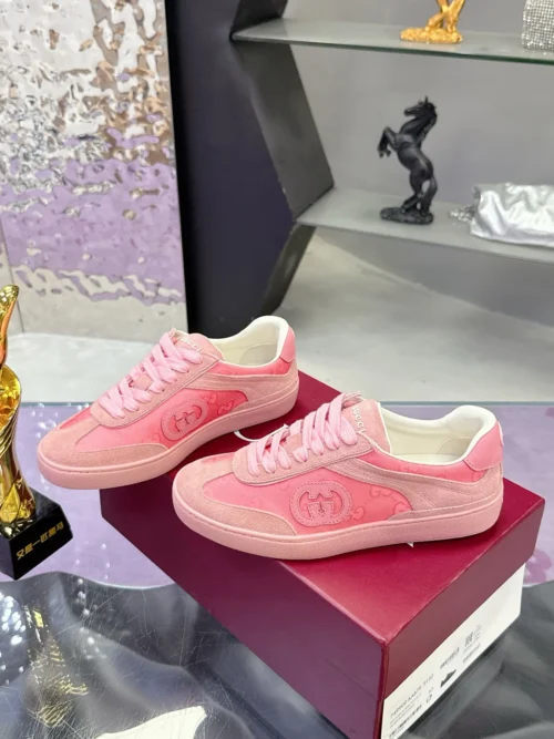 Gucci Off White Sneakers Style 0038