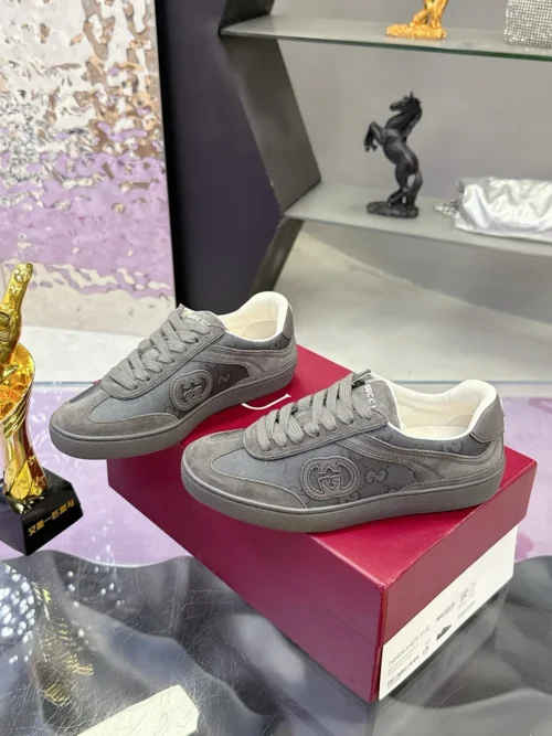 Gucci Off White Sneakers Style 0039