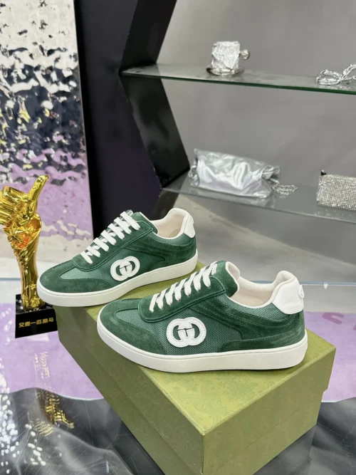 Gucci Off White Sneakers Style 0042