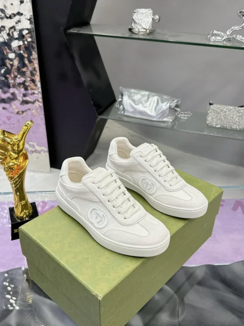 Gucci Off White Sneakers Style 0046