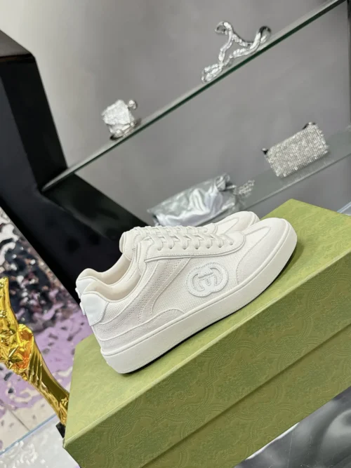 Gucci Off White Sneakers Style 0046