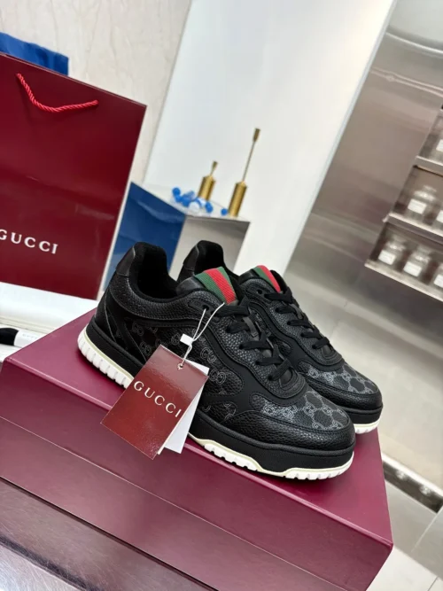 Gucci Sneakers Style 0049