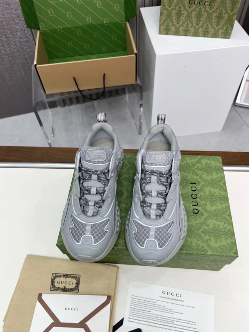 Gucci Sneakers Style 0057