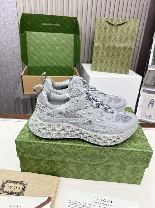 Gucci Sneakers Style 0057