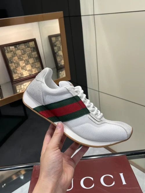 Gucci Sneakers Style 0073