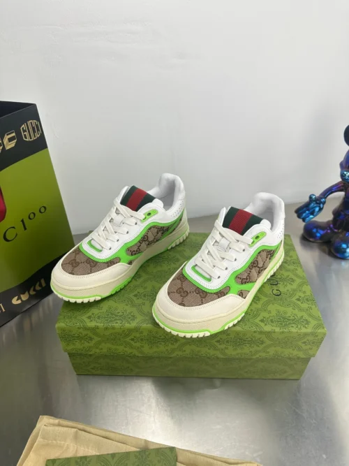 Gucci Sneakers Style 0082