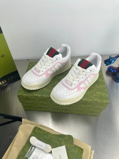 Gucci Sneakers Style 0084