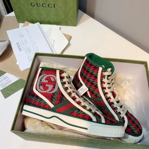 Gucci Canvas Sneakers Style 0092