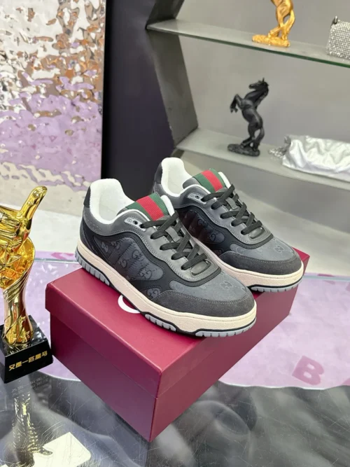 Gucci Sneakers Style 0110