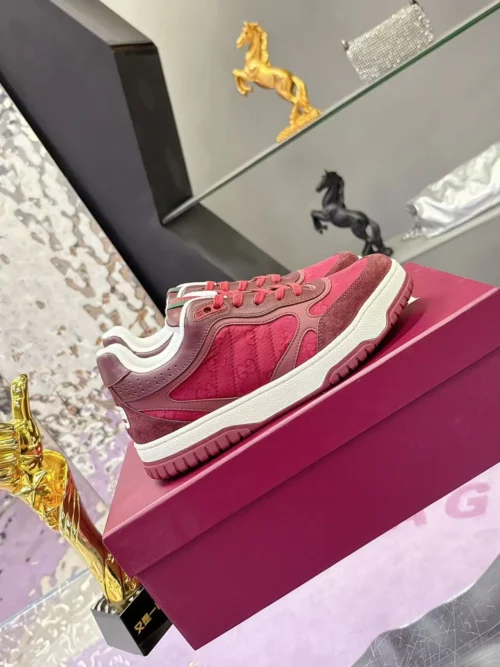 Gucci Sneakers Style 0111