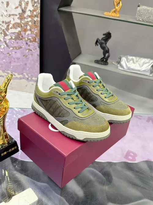Gucci Sneakers Style 0112