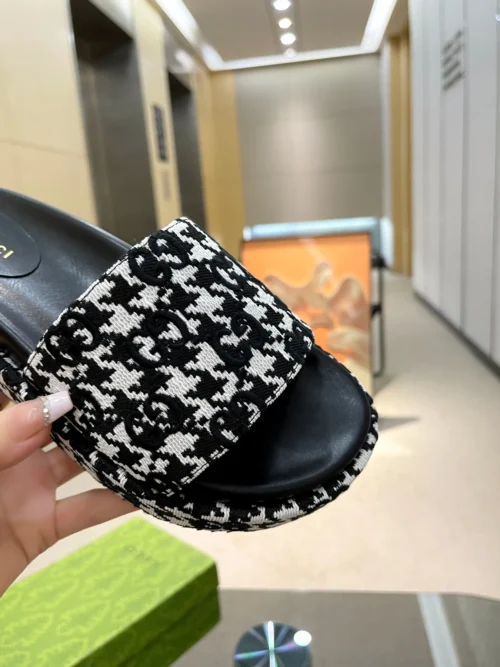 Gucci Lambskin Slides Style 0115