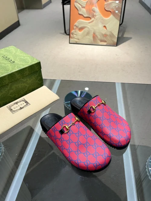 Gucci Lambskin Slides Style 0122