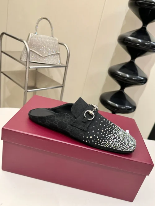 Gucci Sneakers Style 0126