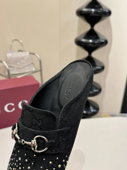 Gucci Sneakers Style 0126