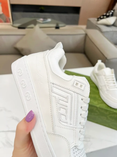 Gucci Off White Leather Sneakers Style 0137