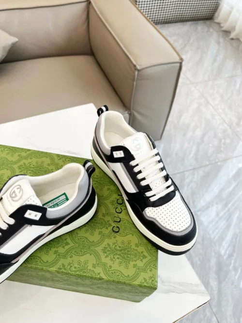 Gucci Off White Leather Sneakers Style 0140