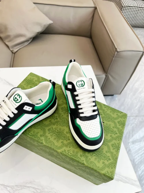 Gucci Off White Leather Sneakers Style 0142