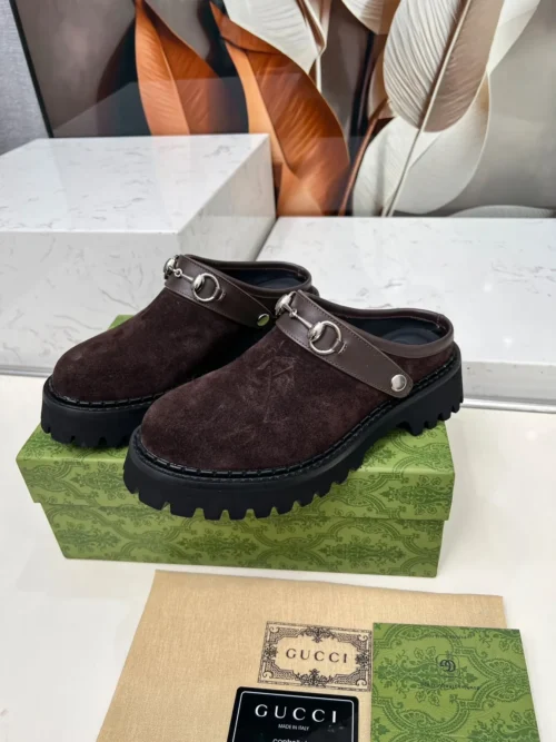 Gucci Leather Slides Style 0154