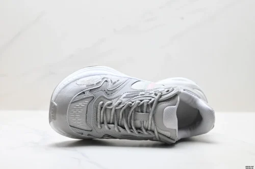 Gucci Chunky Sneakers Style 0158