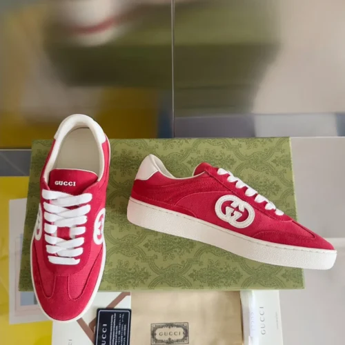 Gucci Leather Sneakers Style 0162