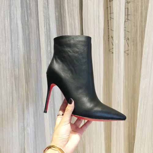 Christian Louboutin Leather Pumps Style 0004
